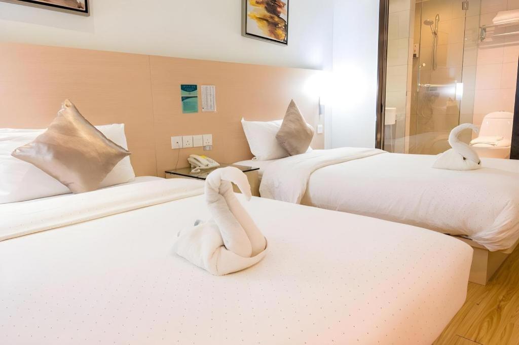 Hotel City Comfort Inn Puchong Bagian luar foto