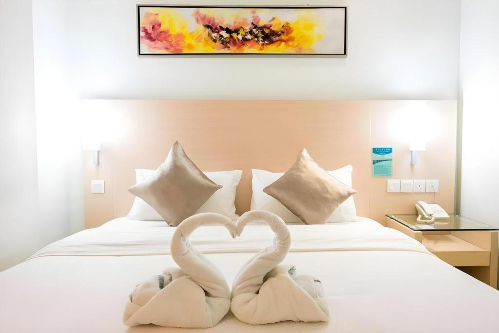 Hotel City Comfort Inn Puchong Bagian luar foto