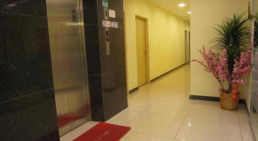 Hotel City Comfort Inn Puchong Bagian luar foto