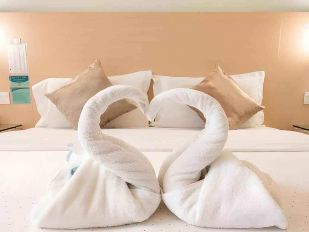 Hotel City Comfort Inn Puchong Bagian luar foto