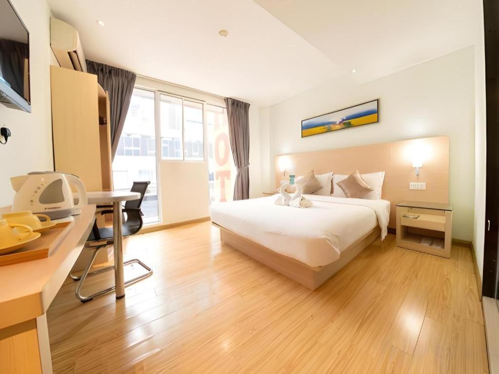Hotel City Comfort Inn Puchong Bagian luar foto