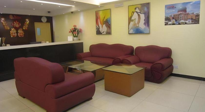 Hotel City Comfort Inn Puchong Bagian luar foto