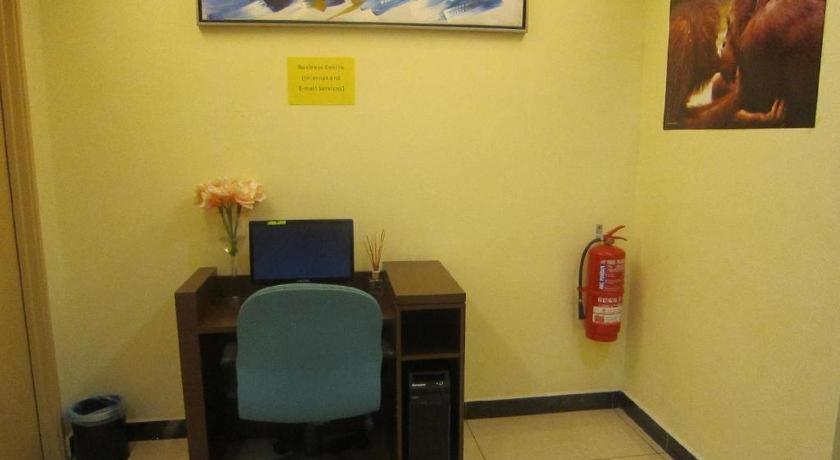 Hotel City Comfort Inn Puchong Bagian luar foto