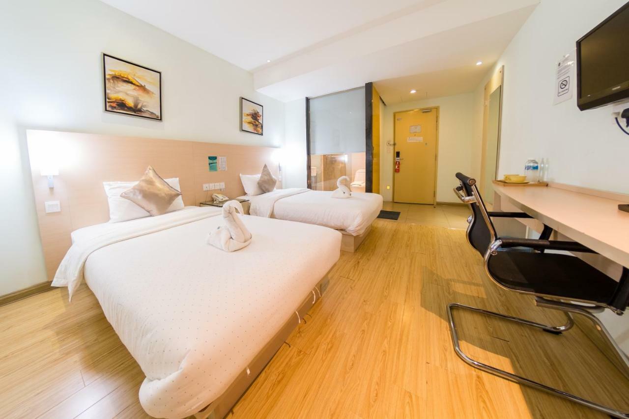 Hotel City Comfort Inn Puchong Bagian luar foto