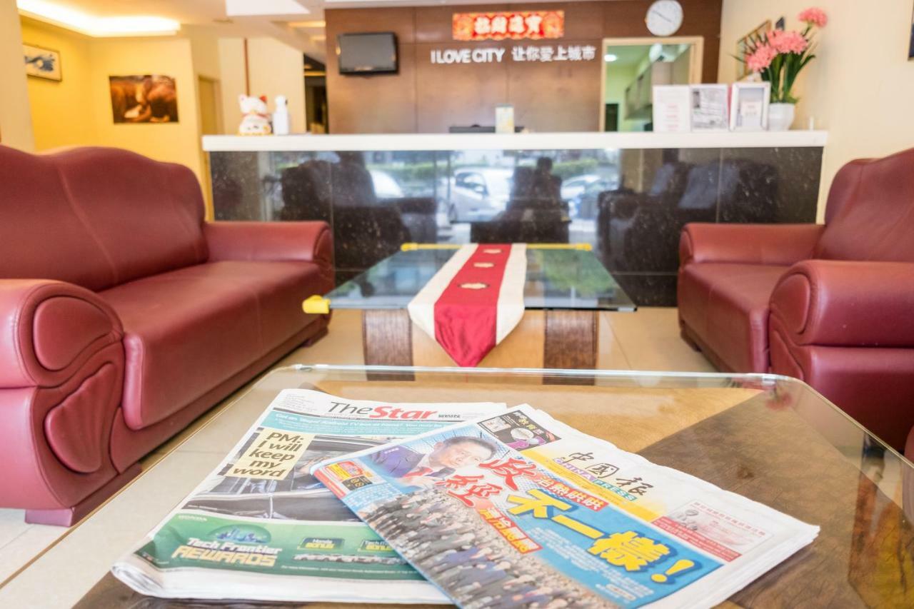 Hotel City Comfort Inn Puchong Bagian luar foto