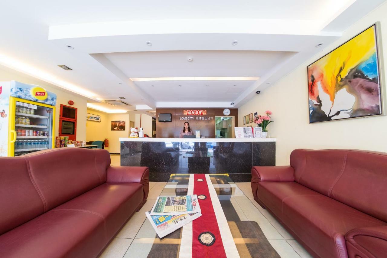 Hotel City Comfort Inn Puchong Bagian luar foto