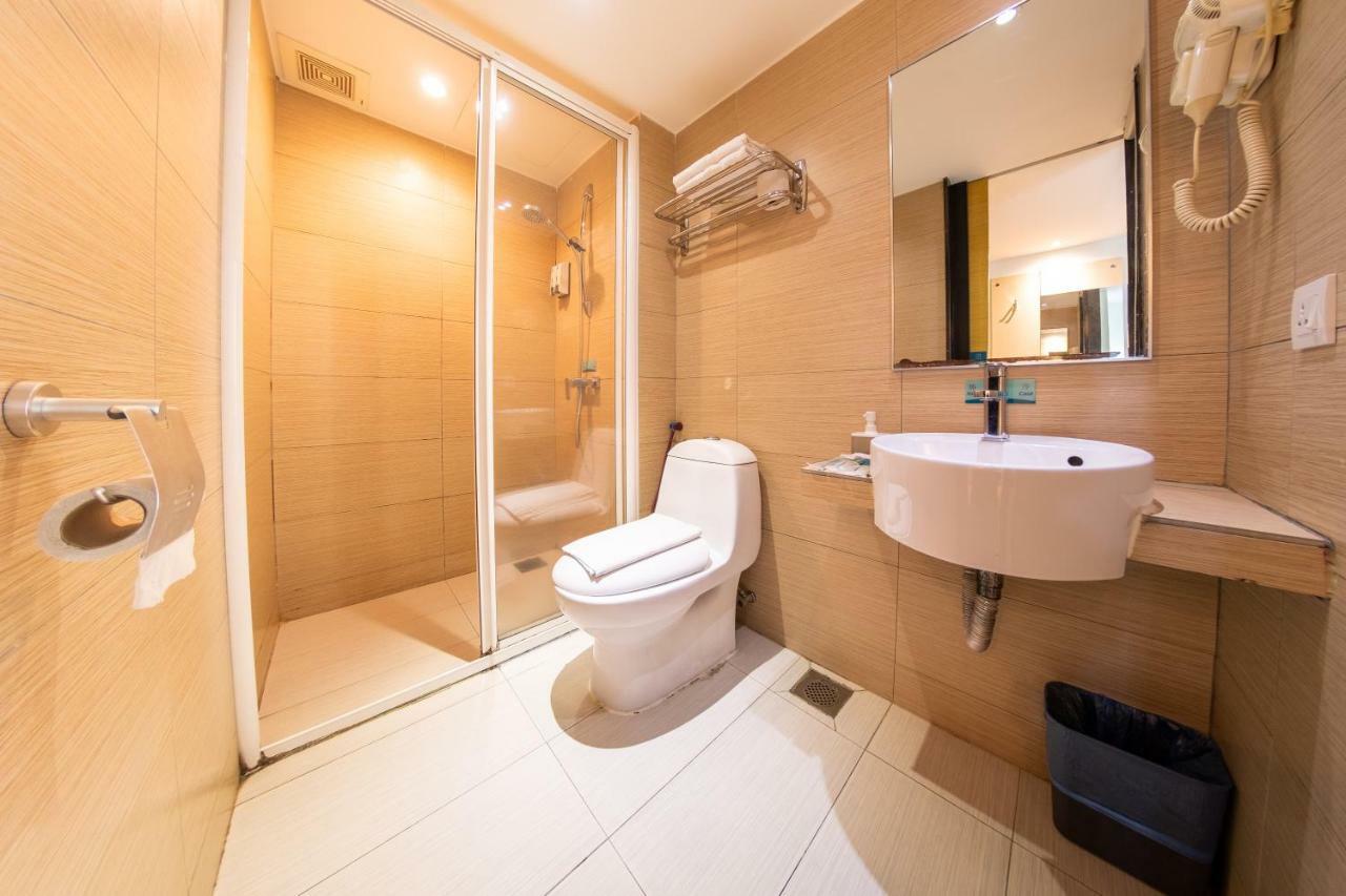 Hotel City Comfort Inn Puchong Bagian luar foto