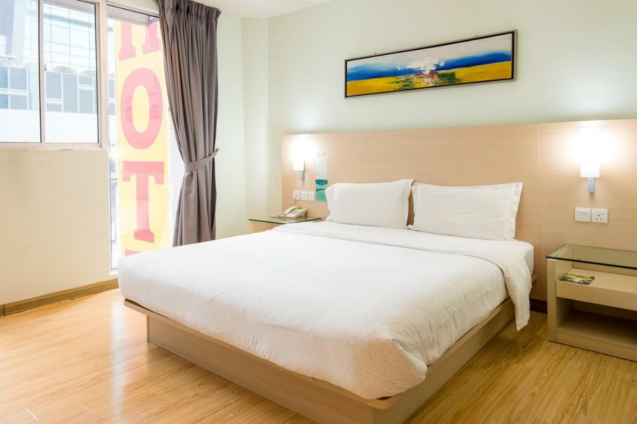 Hotel City Comfort Inn Puchong Bagian luar foto
